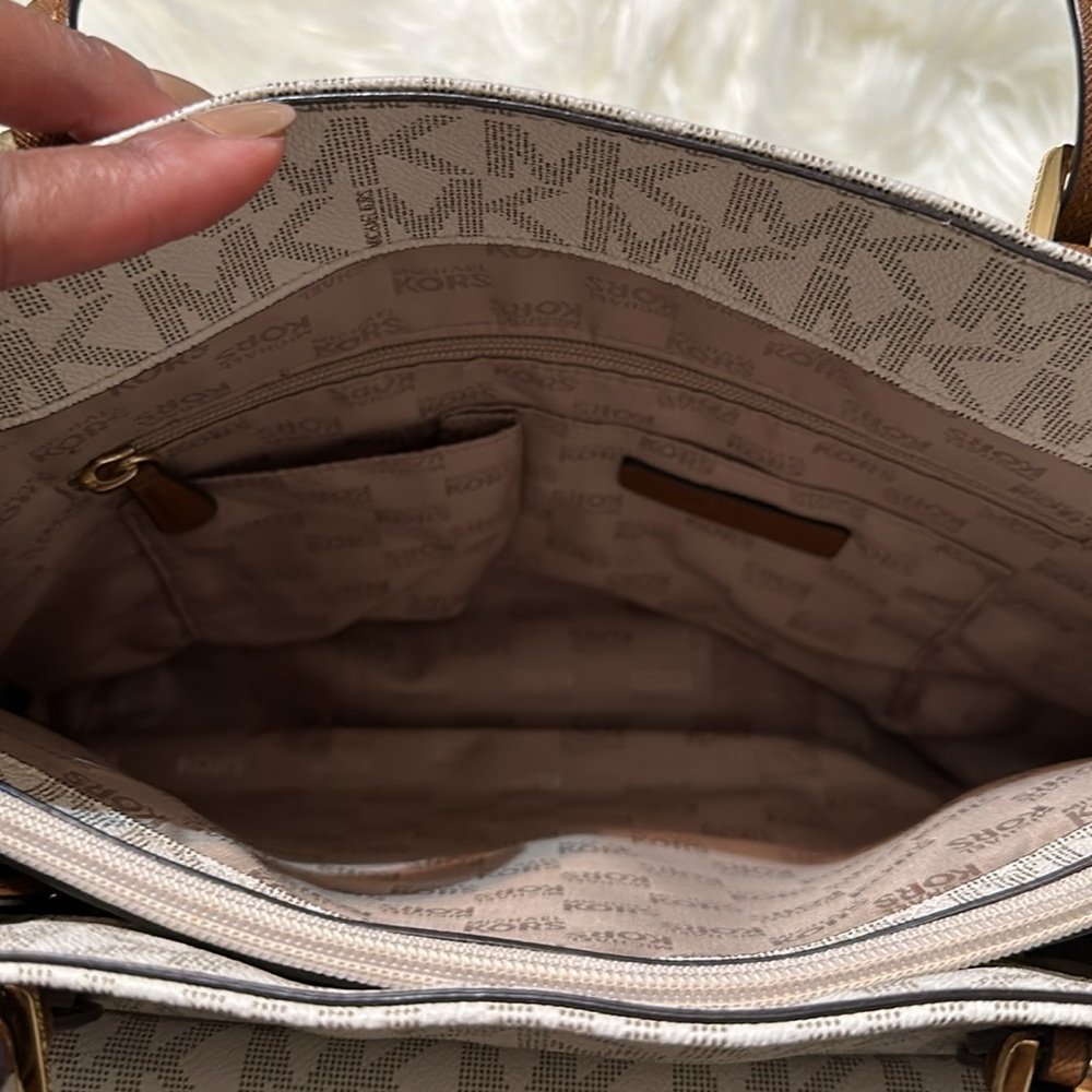 MK Shoulder bag - Picture 8 of 12